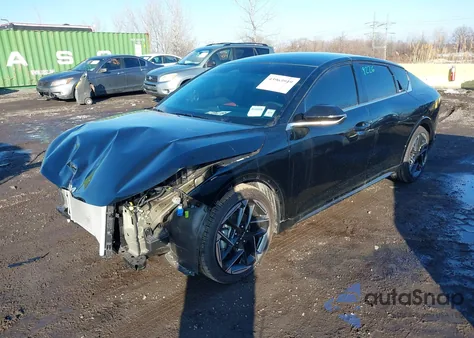 2025 Kia K4 Gt-Line из США, поврежденный, VIN 3KPFW4DE2SE185510